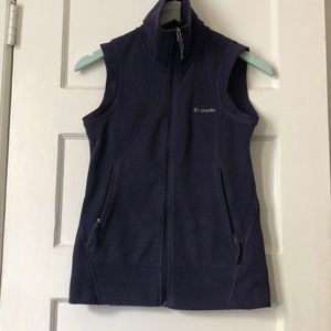 Columbia fitted purple vest